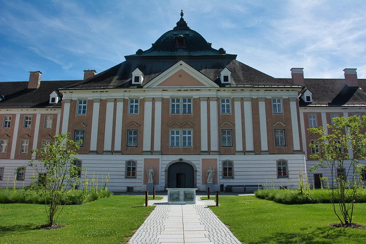 20200713_150930_Stift_Wilhering.jpeg