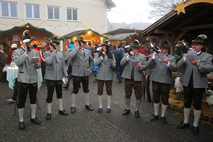 20111203__Adventmarkt_015.jpg - FOTO MEISINGER