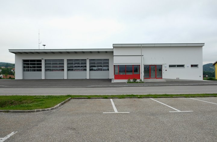 Feuerwehrhaus 2020 neu.JPG