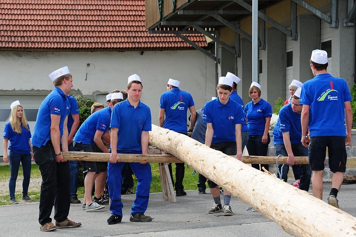 20150530_164353_Maibaumstehlen.jpg