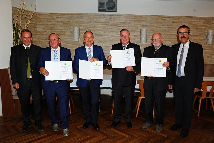 20210901_220226_Ehrenring.jpg