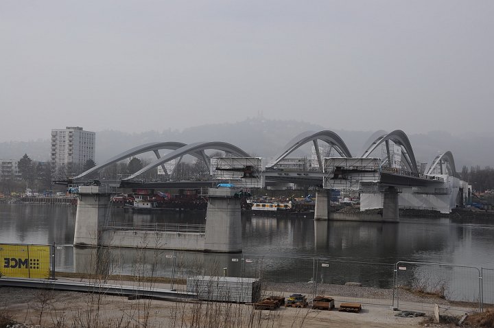 20210303_132459_Eisenbahnbruecke.jpg