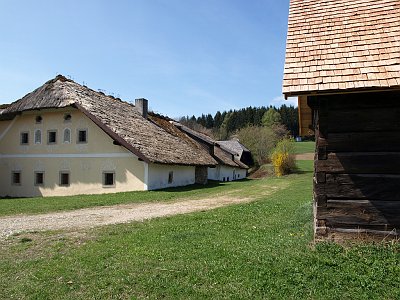 51 Hellmonsoedt