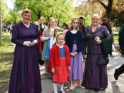 20230429 010 Maibaum Aufstellen Linz