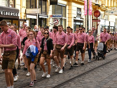20230429 040 Maibaum Aufstellen Linz