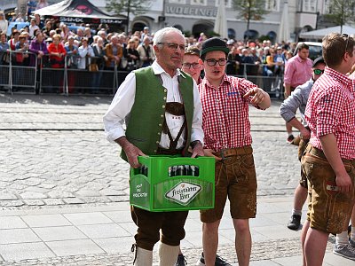 20230429 071 Maibaum Aufstellen Linz