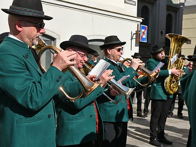 20230429 081 Maibaum Aufstellen Linz
