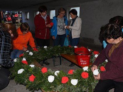 20230427 162102 Maibaum Kraenze LP