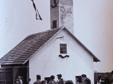 015   Altes Feuerwehrhaus Oberbairing