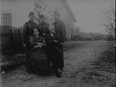 Fa. Gleiss in Kulm  Familie Leitner, Gleiss in Kum.jpg