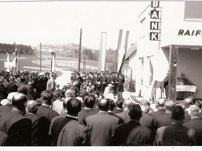 008  Eroeffnung Raika 1966-2