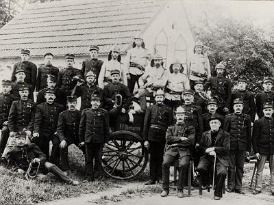 002 Feuerwehr Oberbairing  Gruendungsfoto 1904