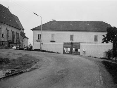 017 Pfarrheim 1977 Westansicht