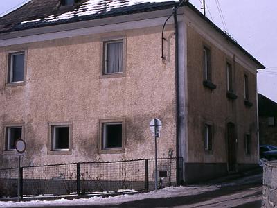 019 Pfarrhof 1987