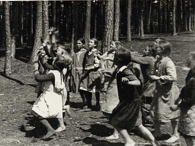 025 Schueler in Willersdorf a