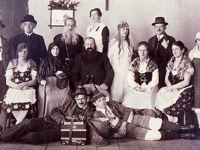 009 Theatergr.1933 Glocken von St. Oswald