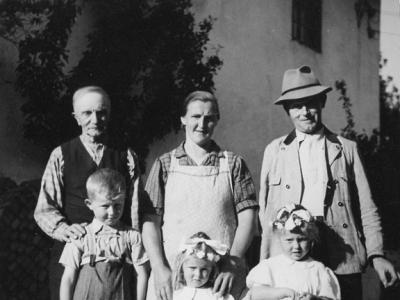 06 Kitzmueller Grossv., Sohn Florian mit Frau und Kindern