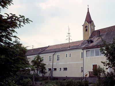 1977 Altes Pfarrheim 05