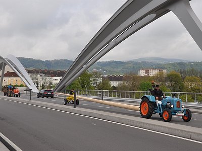 18 Maibaumtransport