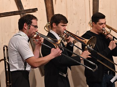 64 Trombone Attraction DD