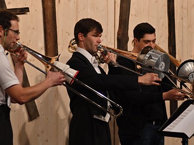 20231130 225134 Trombone Attraction DD