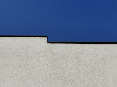 Blau 24