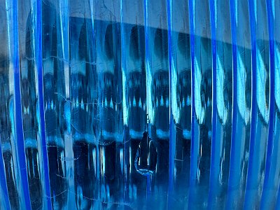 Blau 28