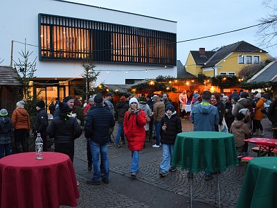 20251207 155835 Adventmarkt LP