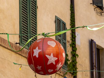 50 ROT HH 4 : Ballone, Canon EOS R5, Canon RF 24-105mm 4.0 L IS USM, Europa, Fahrzeuge, Grosseto, Italien, Kamera, Kameradaten, Kontinente, Objektiv, Toskana, Urlaube