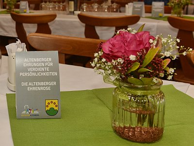 20251121 194322 Ehrenzeichen Ehrenrose AW