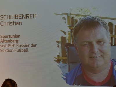 20251121 204431 Ehrenzeichen Ehrenrose AW