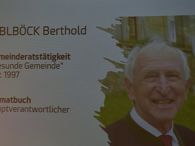 20251121 210333 Ehrenzeichen Ehrenrose AW