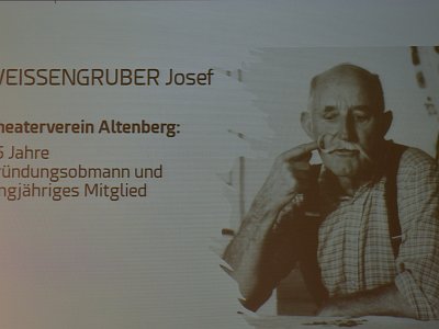 20251121 211839 Ehrenzeichen Ehrenrose AW