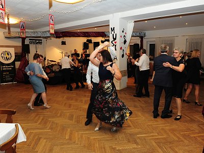 20260214 210500 Musikerball